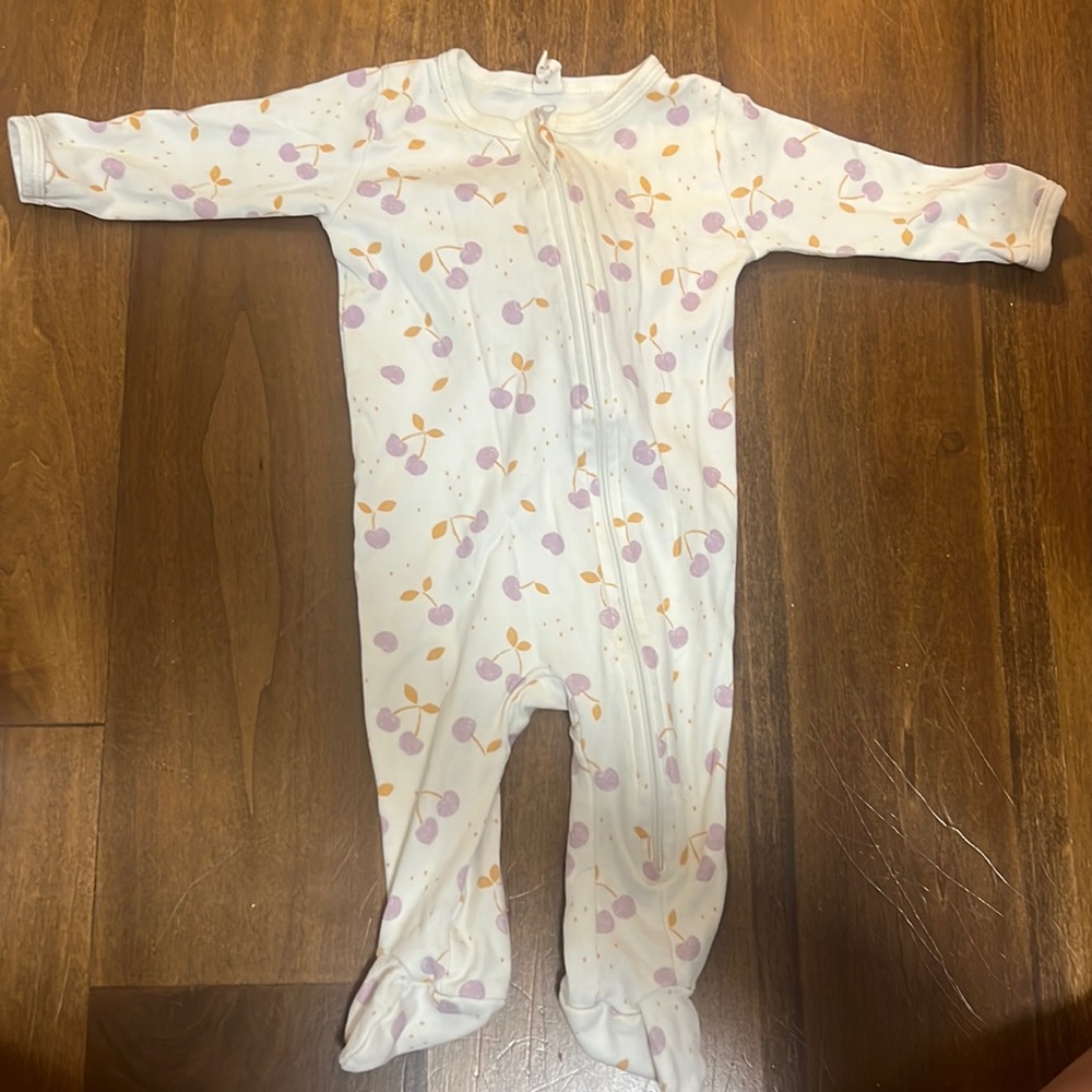 TunTun cherry footed pajamas